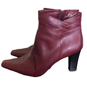 🎈Worthington Reddish Brown Ankle Side Zip Boots